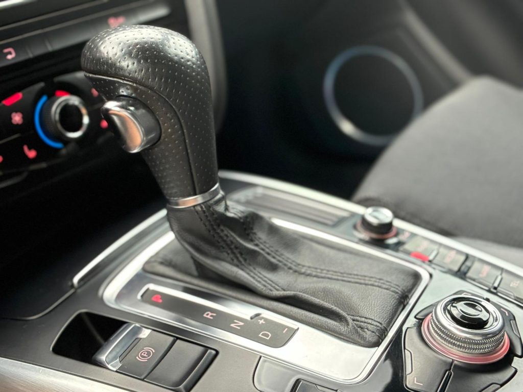 Pārdod Audi A5 Sportback Sline 2.0 Tdi , 105 kw - 143zs