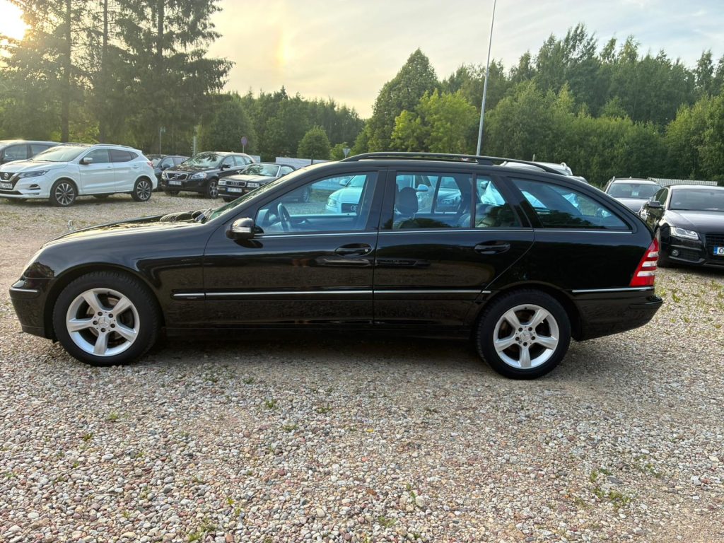 Pārdod Mercedes C220 Cdi Avantgarde - 110kw /150zs