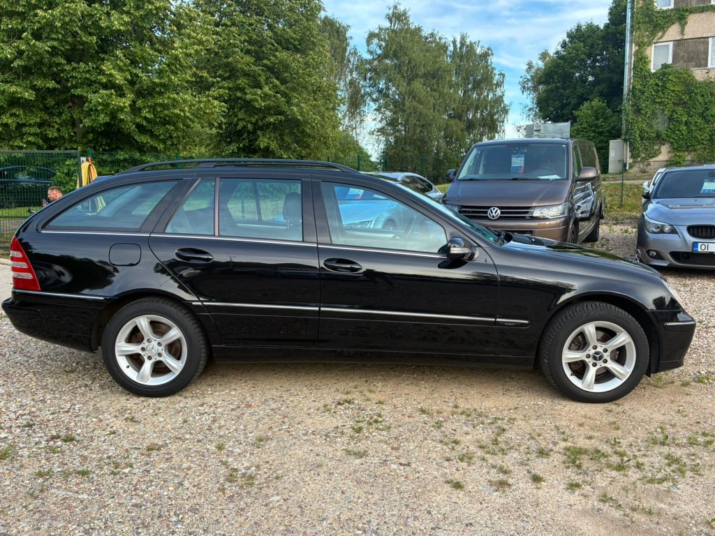 Pārdod Mercedes C220 Cdi Avantgarde - 110kw /150zs
