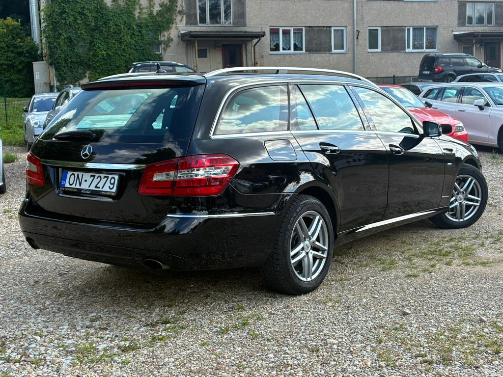 Pārdod Mercedes E350 Cdi Avantgarde - 170kw /231zs