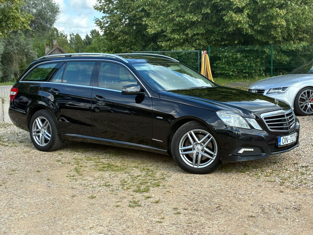 Pārdod Mercedes E350 Cdi Avantgarde - 170kw /231zs