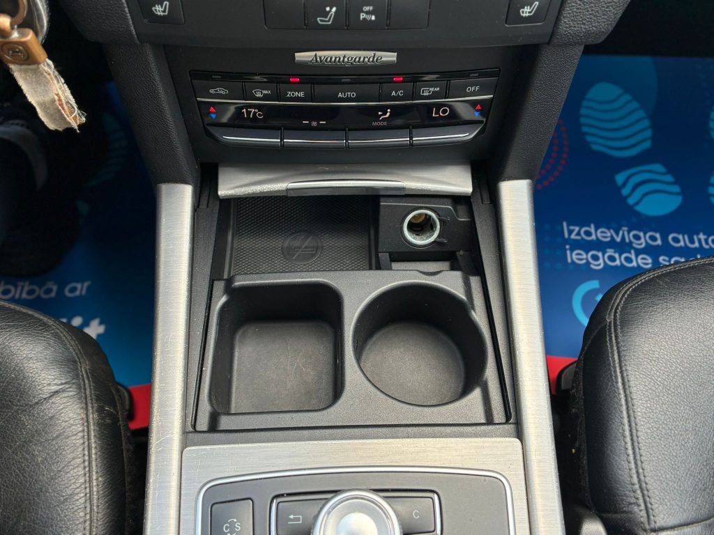 Pārdod Mercedes E350 Cdi Avantgarde - 170kw /231zs