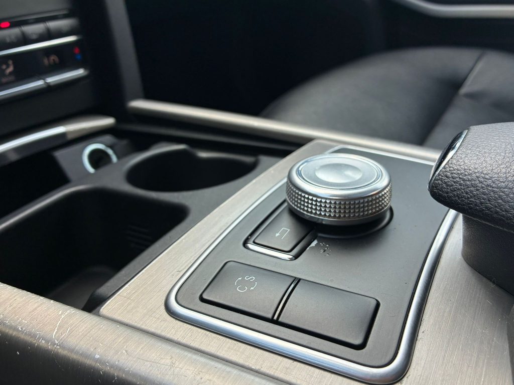Pārdod Mercedes E350 Cdi Avantgarde - 170kw /231zs