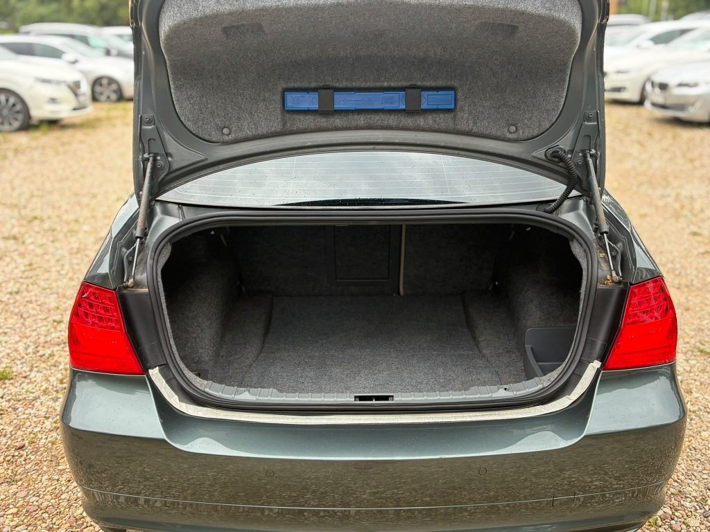 BMW 320D Face lift 2, 0d - 130kw - 177 zs