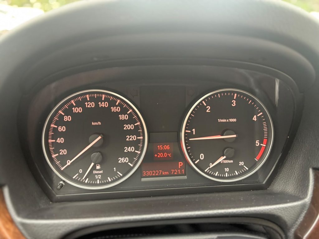BMW 320D Face lift 2, 0d - 130kw - 177 zs