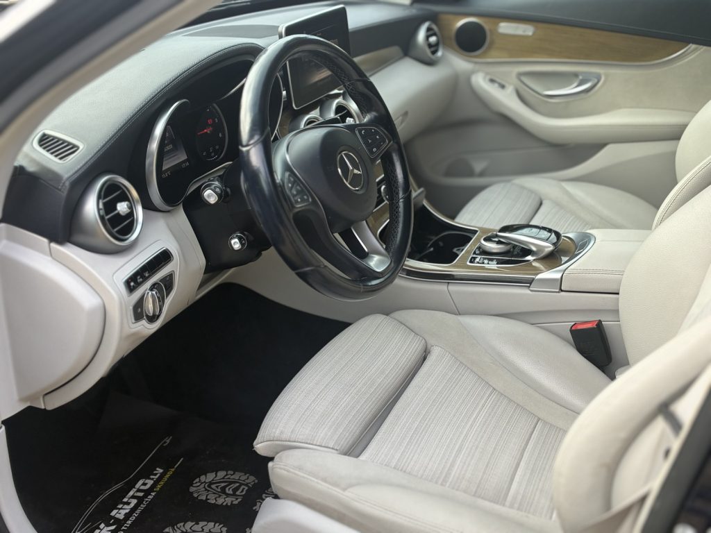 Pārdod Mercedes C220 Bluetec Avantgarde 7 Gtronic ātrumkarba - 125kw /170zs