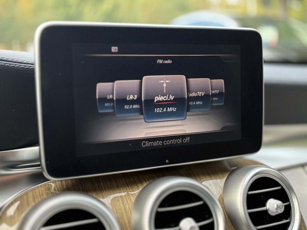 Pārdod Mercedes C220 Bluetec Avantgarde 7 Gtronic ātrumkarba - 125kw /170zs