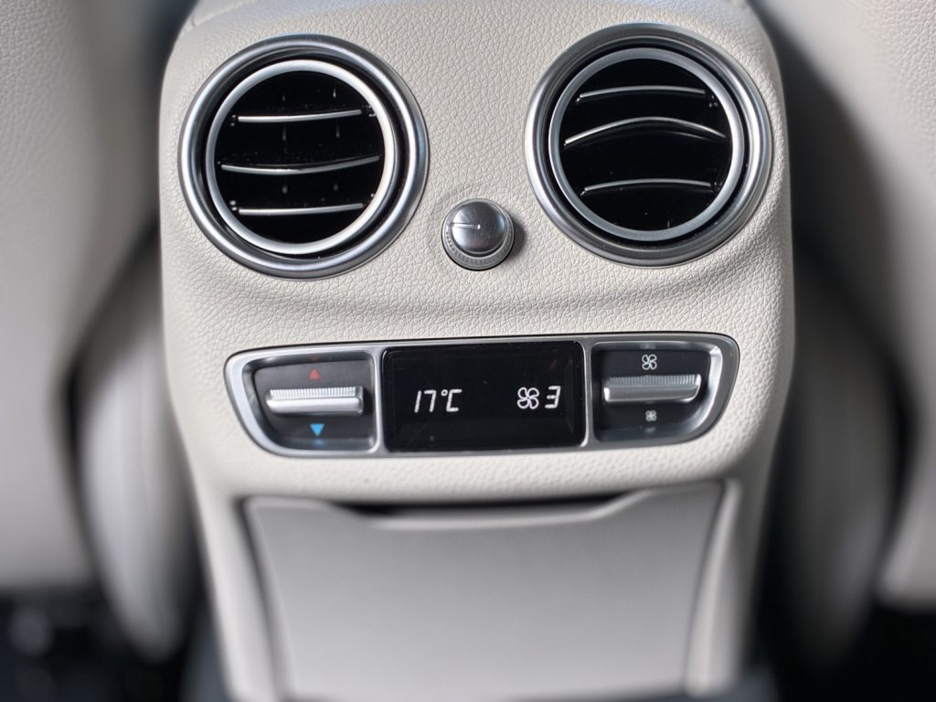 Pārdod Mercedes C220 Bluetec Avantgarde 7 Gtronic ātrumkarba - 125kw /170zs