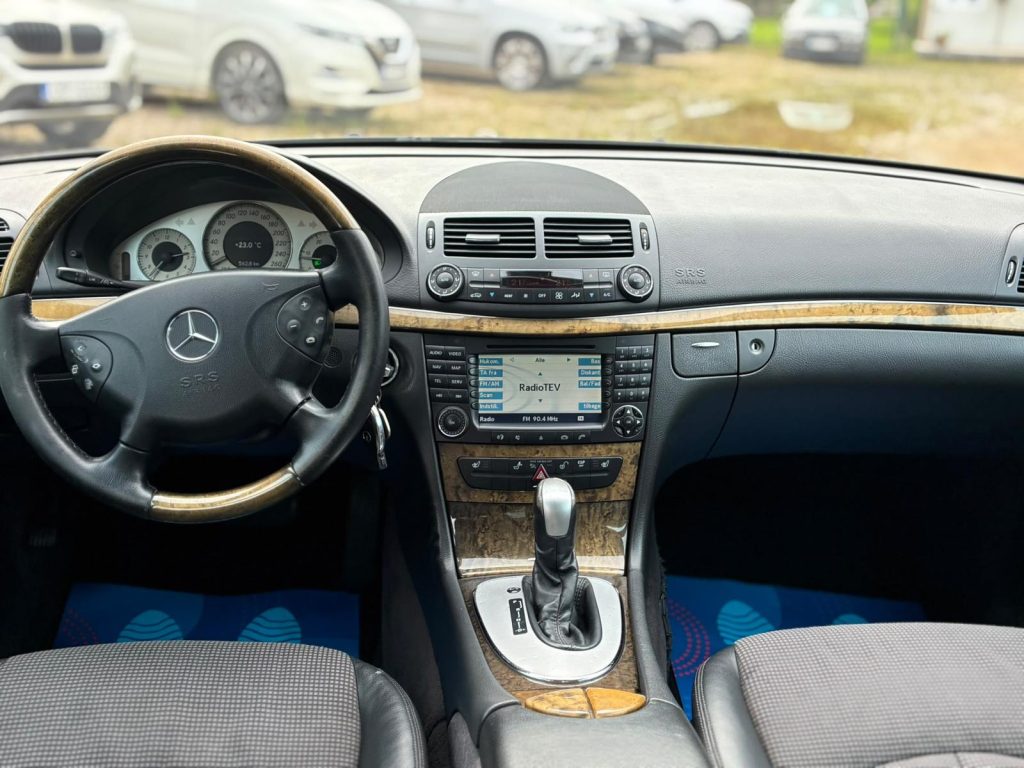 Pārdod Mercedes E320 Cdi Avantgarde - 165kw /224zs