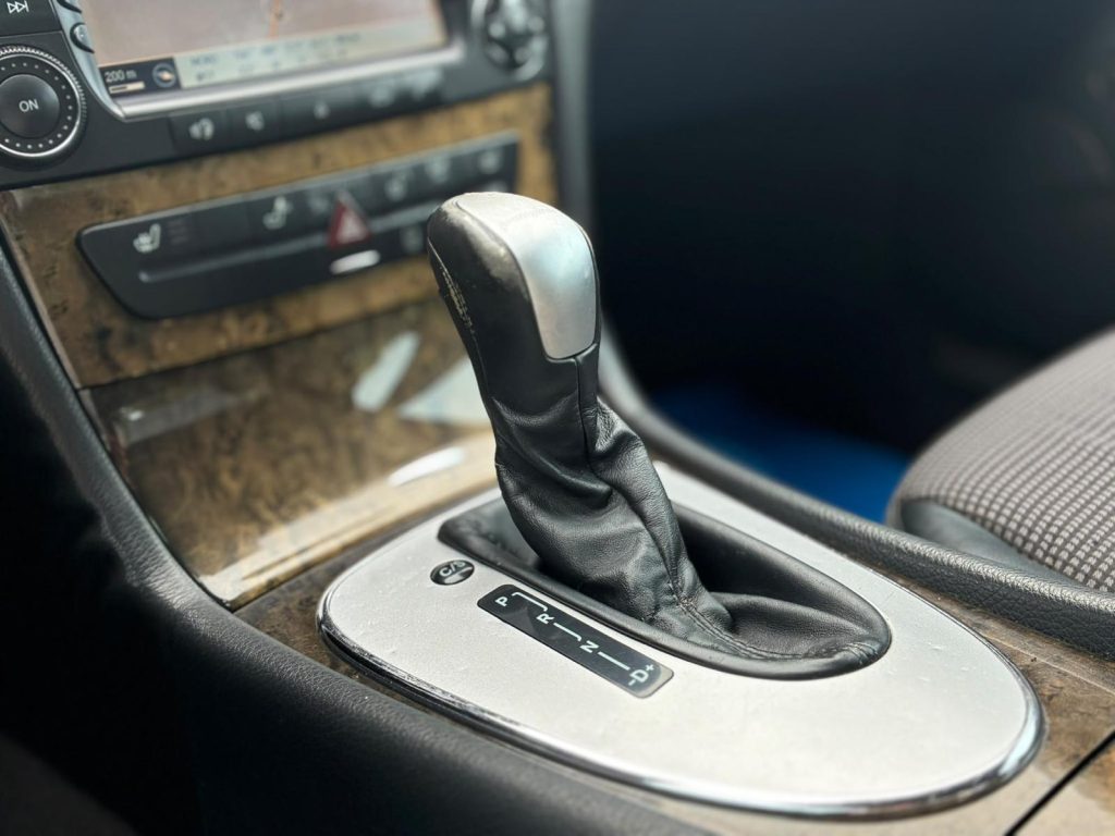 Pārdod Mercedes E320 Cdi Avantgarde - 165kw /224zs