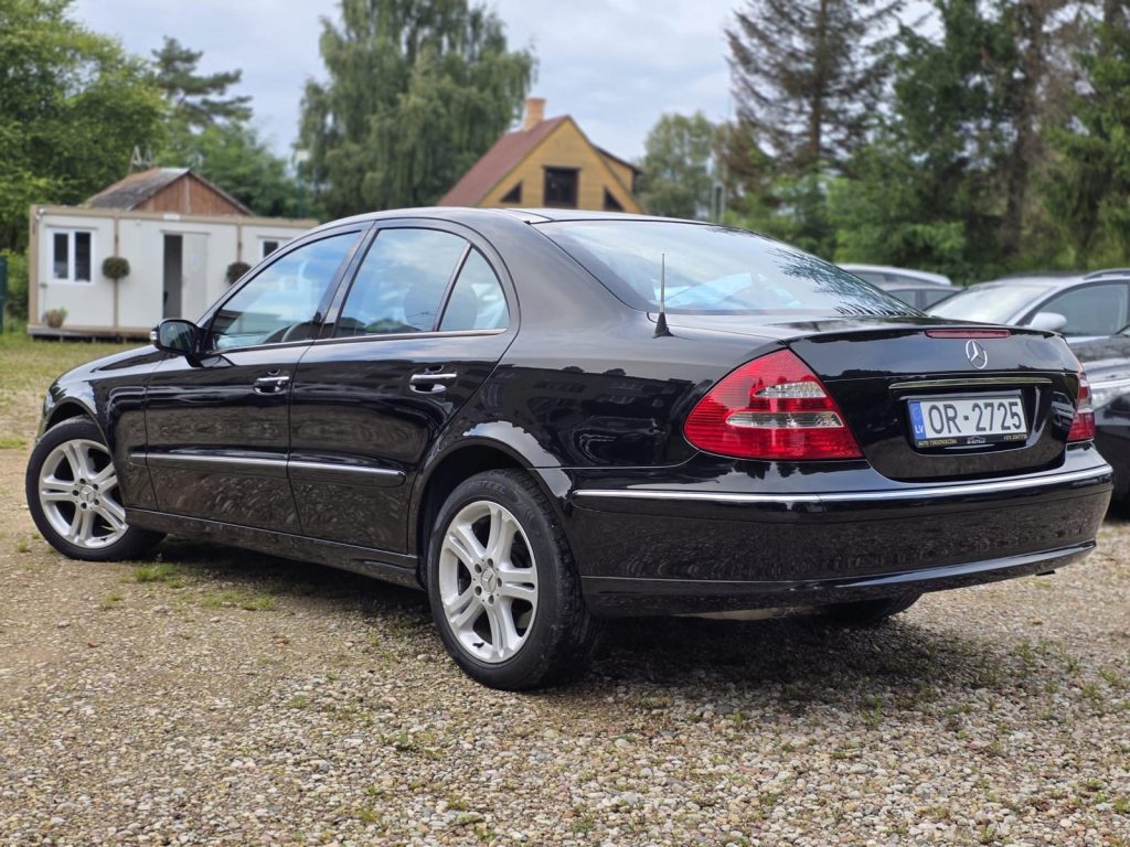 Pārdod Mercedes E320 Cdi Avantgarde - 165kw /224zs