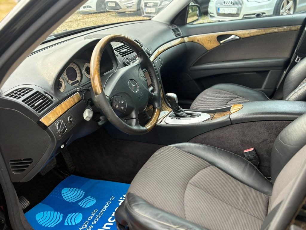 Pārdod Mercedes E320 Cdi Avantgarde - 165kw /224zs