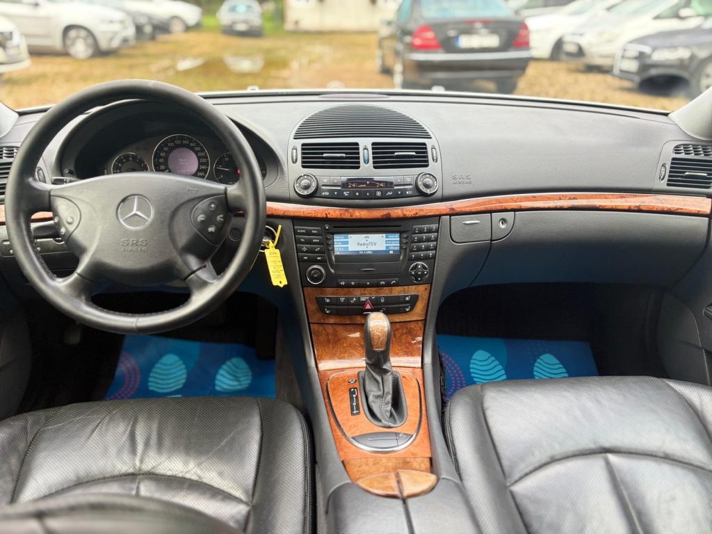 Pārdod Mercedes E270 Cdi Elegance - 130kw /177zs