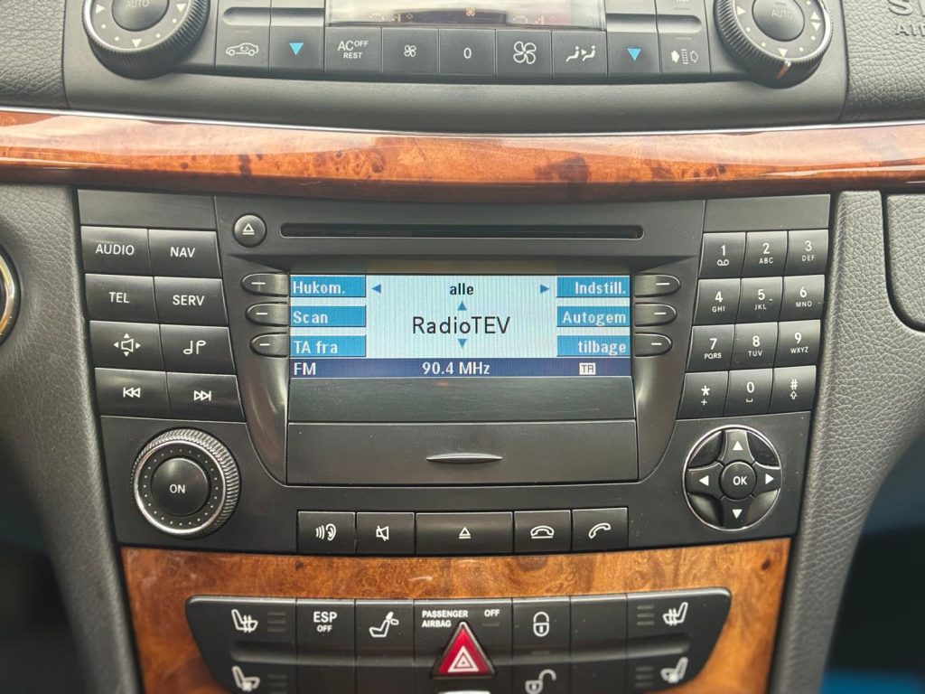 Pārdod Mercedes E270 Cdi Elegance - 130kw /177zs