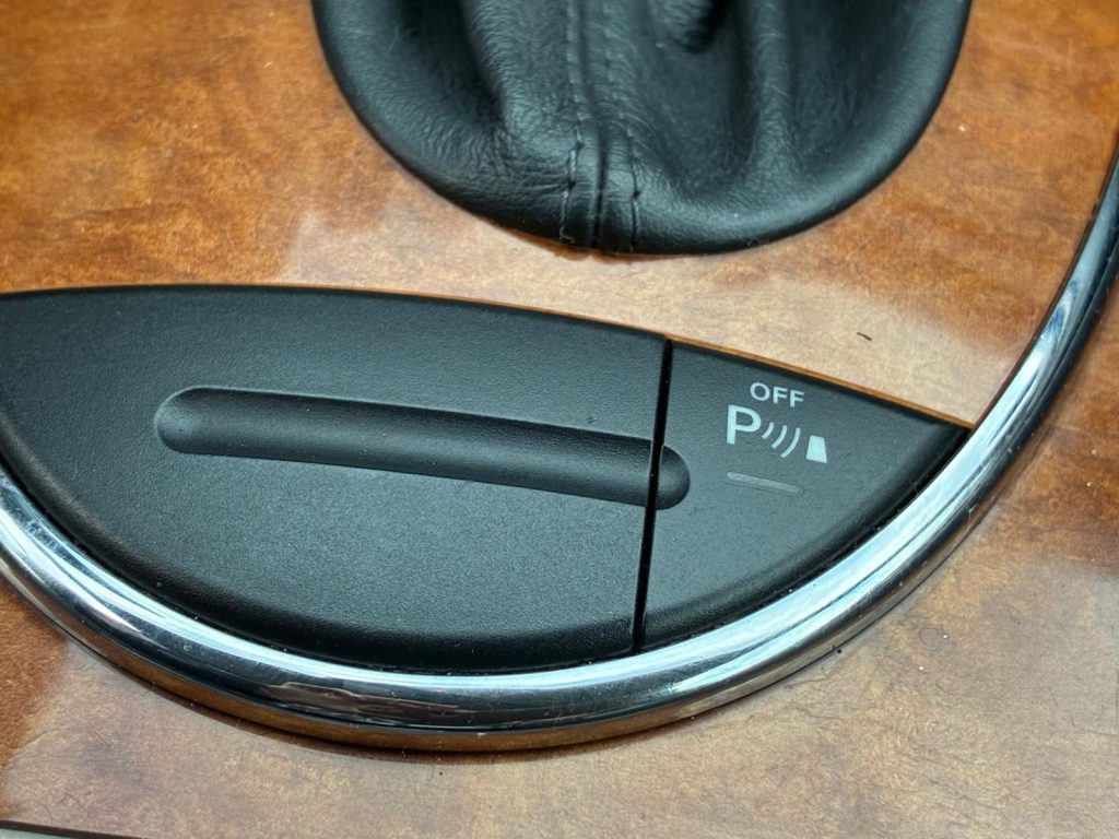 Pārdod Mercedes E270 Cdi Elegance - 130kw /177zs