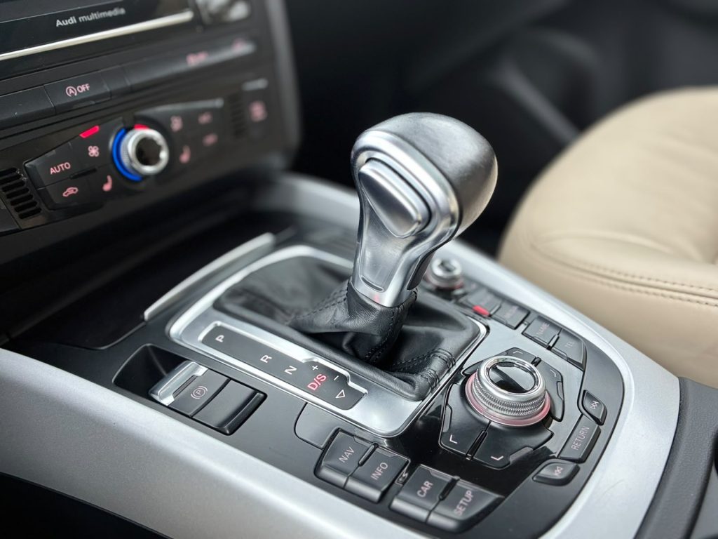 Pārdod Audi Q5 Face Lift 2.0 Tdi Quattro , 140 kw - 190zs