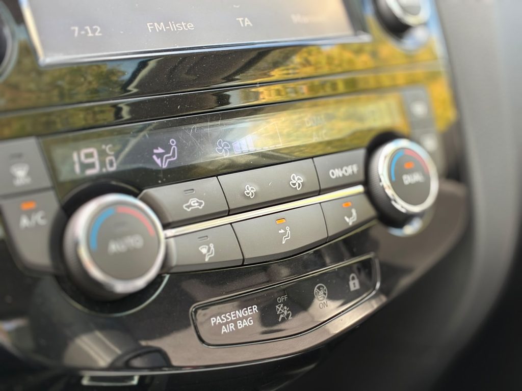 Pārdod Nissan Qashqai1.6 Dci-T Tekna - 96kw - 130zs