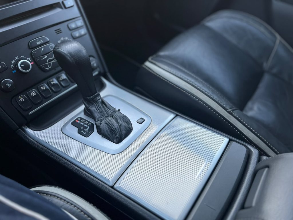 Volvo Xc90 R Design Face Lift D5, 2.4D - 136kw - 185 zs , Awd (4x4), 7 vietas