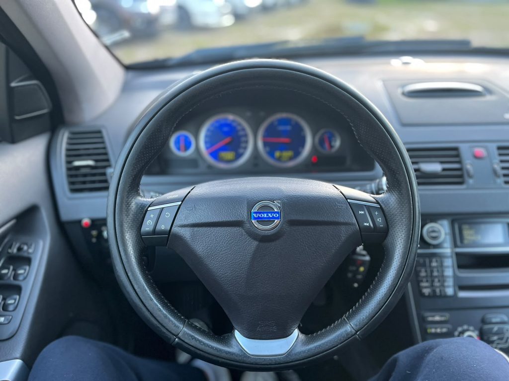 Volvo Xc90 R Design Face Lift D5, 2.4D - 136kw - 185 zs , Awd (4x4), 7 vietas