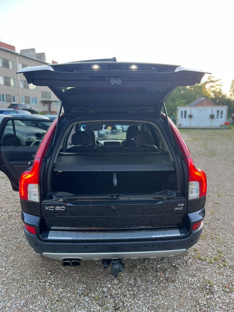 Volvo Xc90 R Design Face Lift D5, 2.4D - 136kw - 185 zs , Awd (4x4), 7 vietas