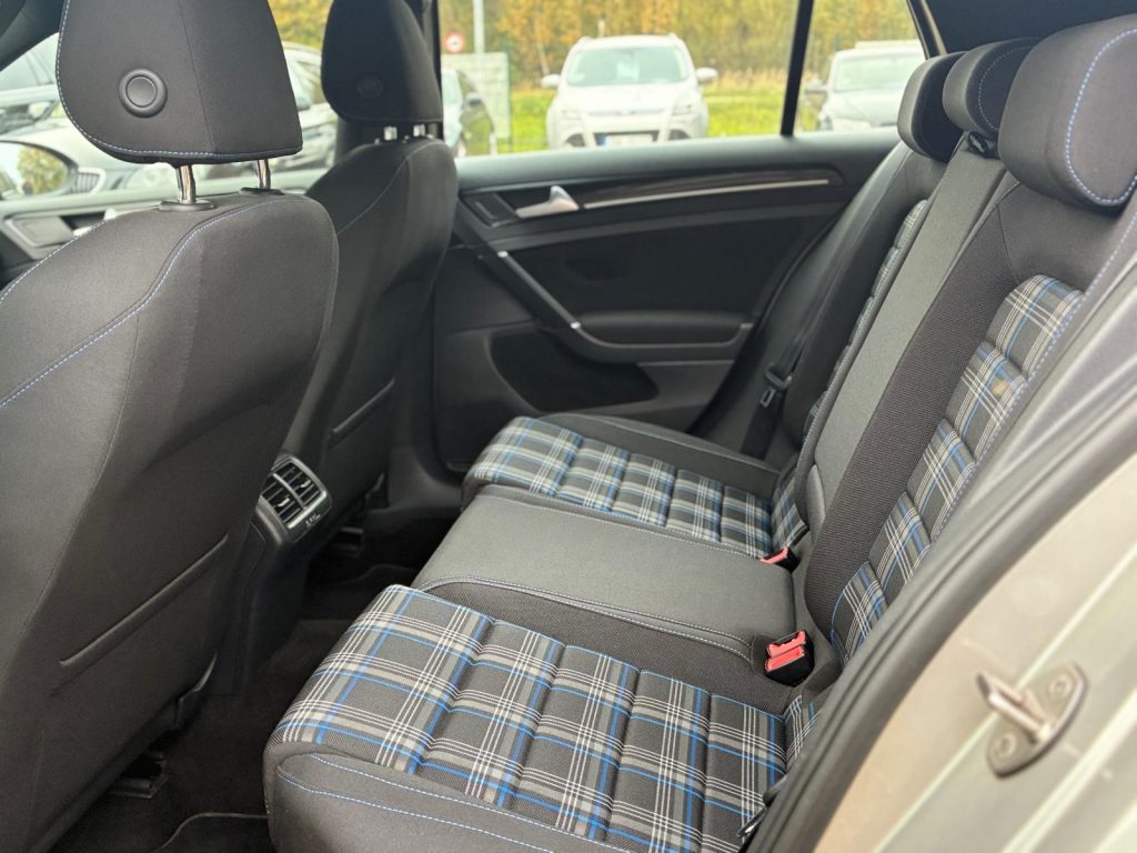 Volkswagen Golf 7 Gte 1.4Hibrīds , 150kw/204zs