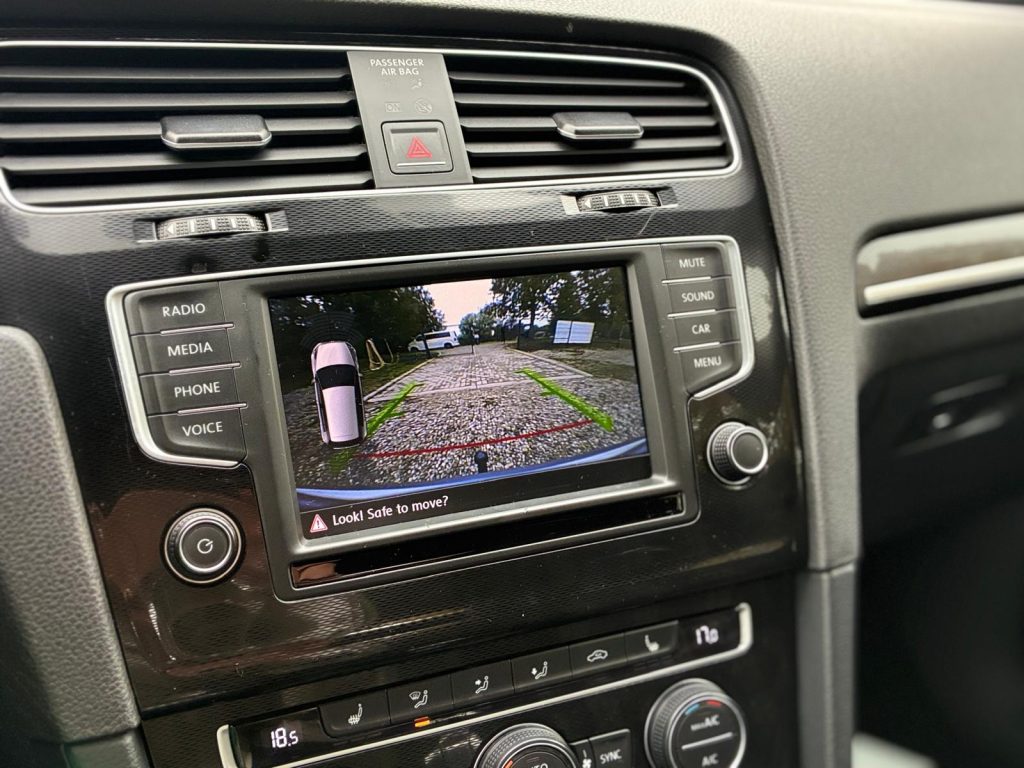 Volkswagen Golf 7 Gte 1.4Hibrīds , 150kw/204zs