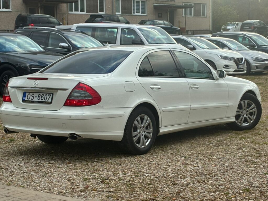 Pārdod Mercedes E280 Face Lift 3.0Cdi - 140kw /190zs