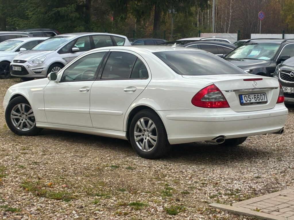 Pārdod Mercedes E280 Face Lift 3.0Cdi - 140kw /190zs
