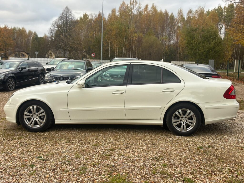 Pārdod Mercedes E280 Face Lift 3.0Cdi - 140kw /190zs