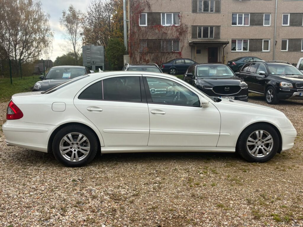 Pārdod Mercedes E280 Face Lift 3.0Cdi - 140kw /190zs