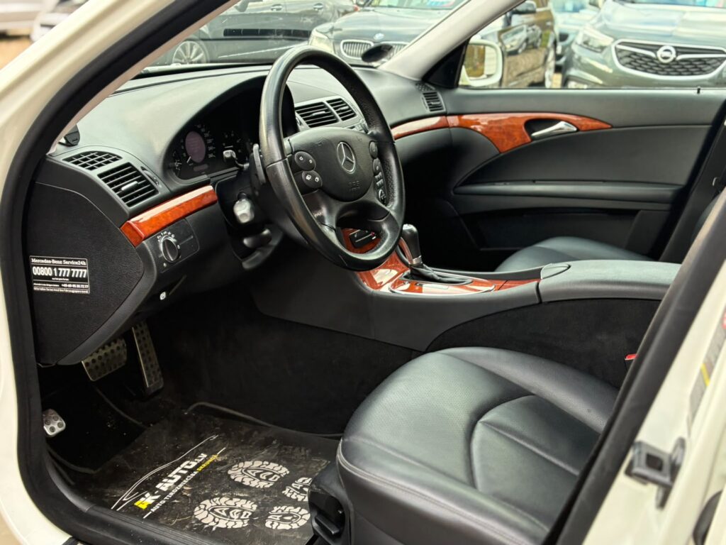 Pārdod Mercedes E280 Face Lift 3.0Cdi - 140kw /190zs