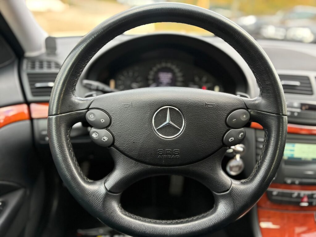 Pārdod Mercedes E280 Face Lift 3.0Cdi - 140kw /190zs