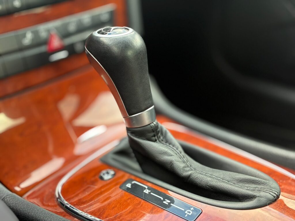 Pārdod Mercedes E280 Face Lift 3.0Cdi - 140kw /190zs