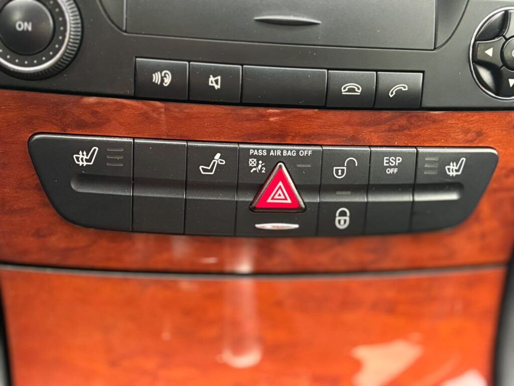 Pārdod Mercedes E280 Face Lift 3.0Cdi - 140kw /190zs