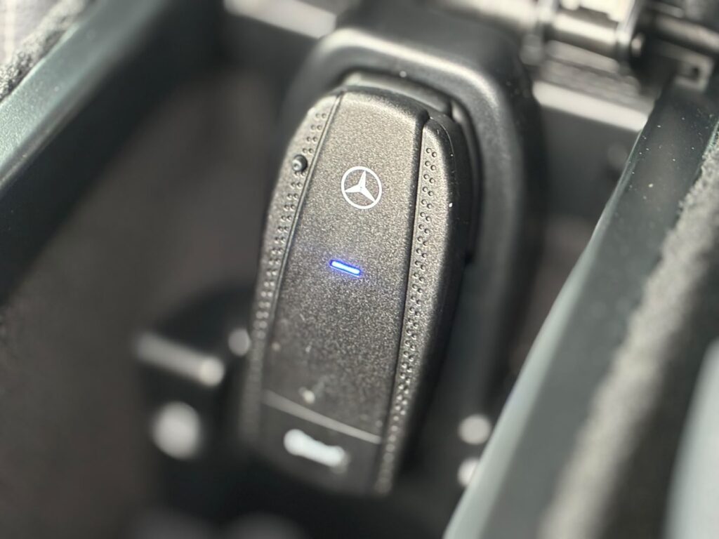 Pārdod Mercedes E280 Face Lift 3.0Cdi - 140kw /190zs