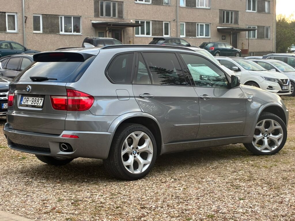 BMW X5 3.0Sd M57 X Drive M Packet 3.0D - 210kw / 286zs