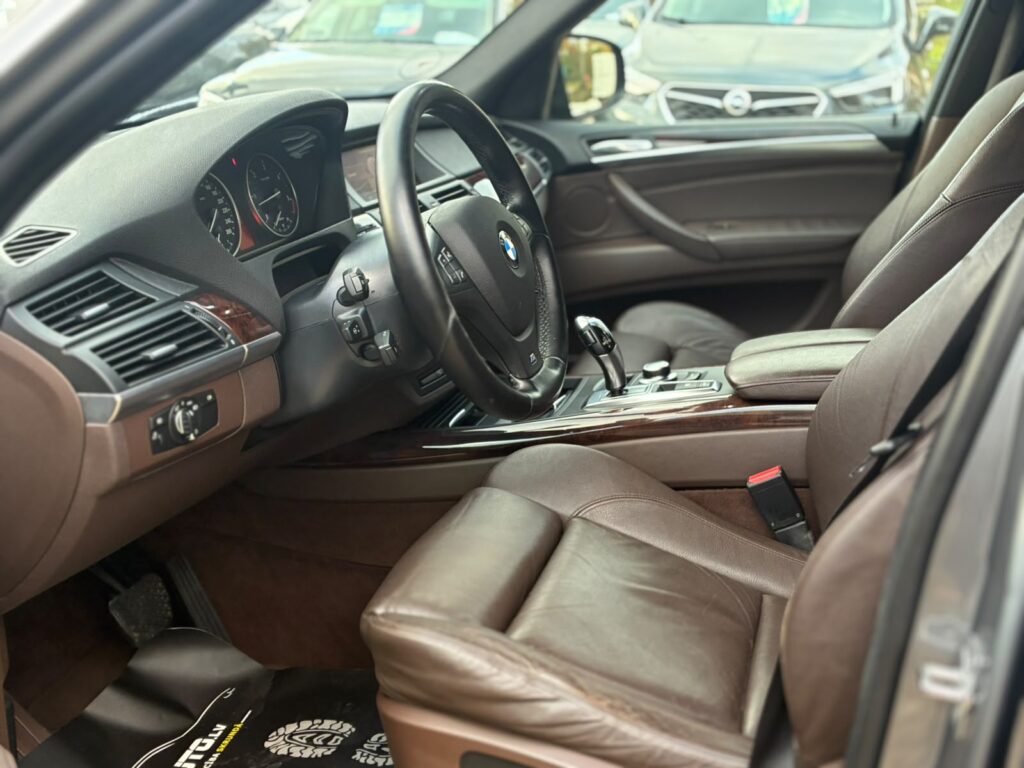 BMW X5 3.0Sd M57 X Drive M Packet 3.0D - 210kw / 286zs