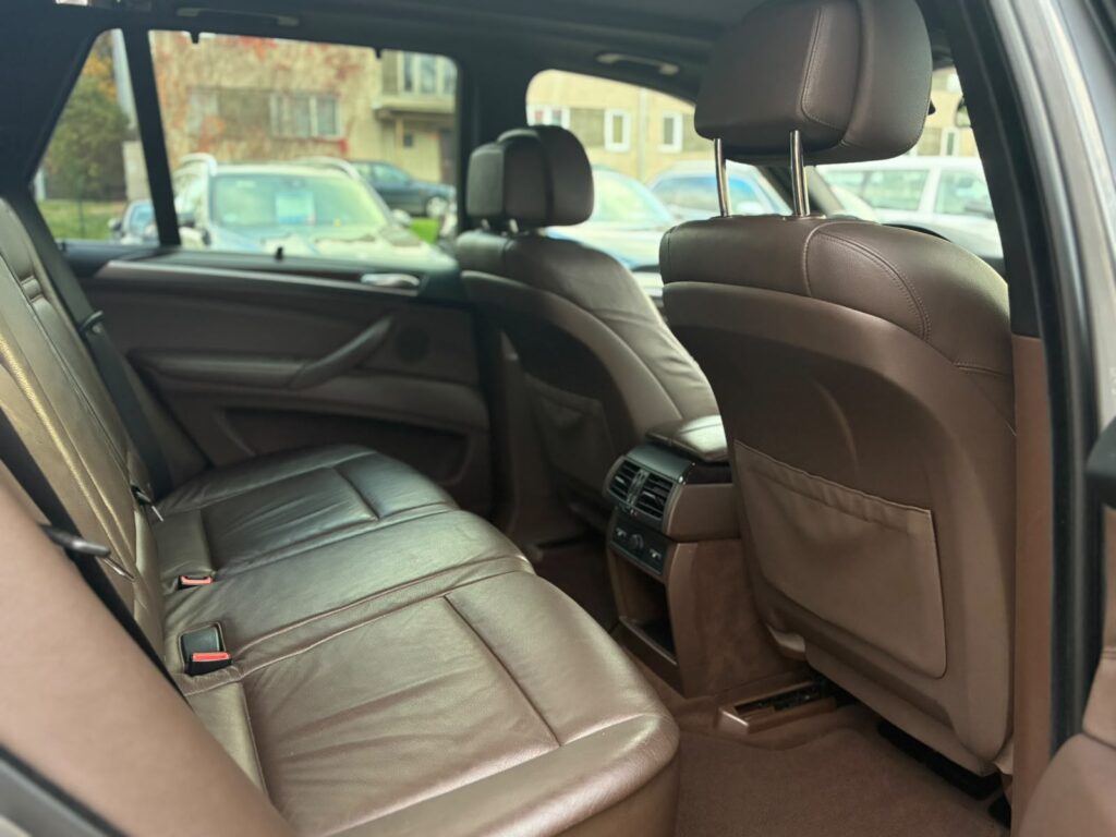 BMW X5 3.0Sd M57 X Drive M Packet 3.0D - 210kw / 286zs