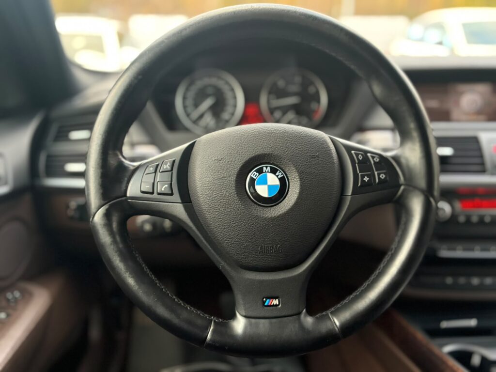 BMW X5 3.0Sd M57 X Drive M Packet 3.0D - 210kw / 286zs