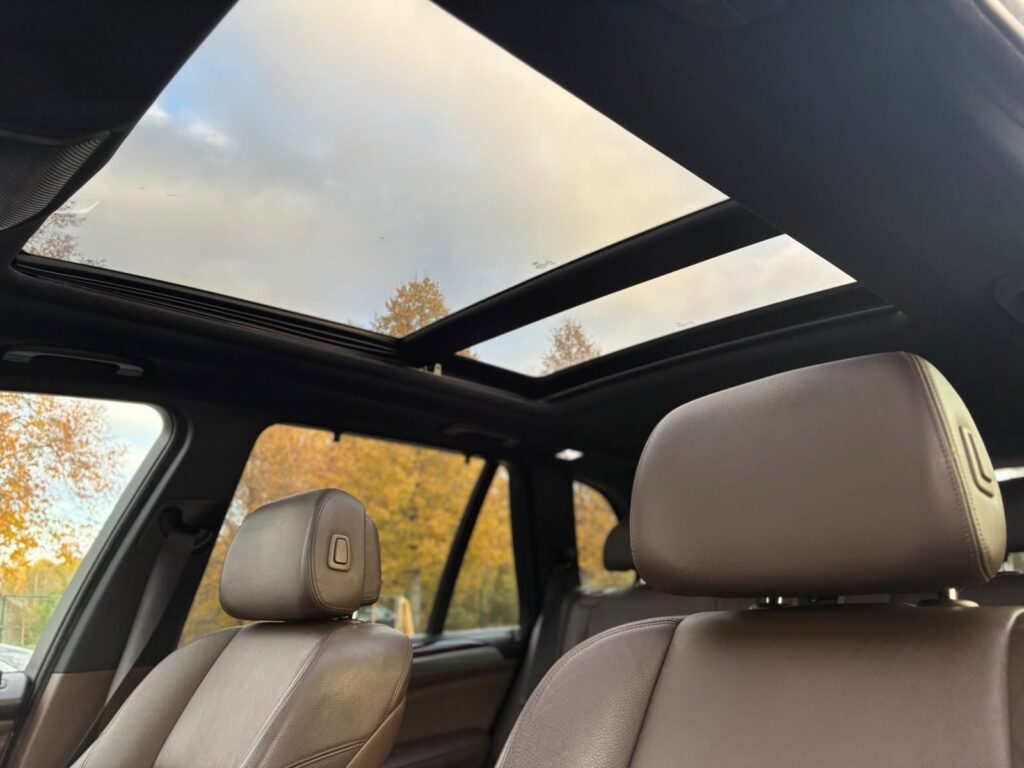 BMW X5 3.0Sd M57 X Drive M Packet 3.0D - 210kw / 286zs
